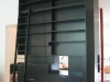 hoge-boekenkast-eiken-zwart